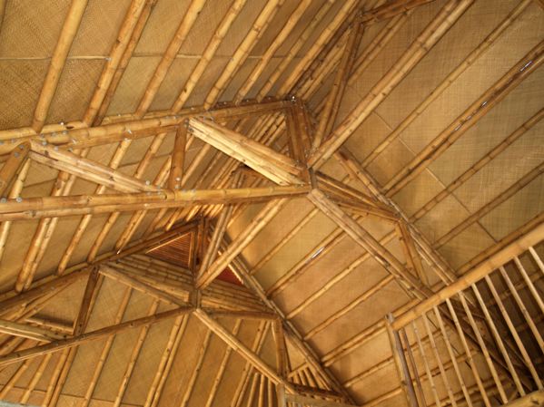La première maison écologique en bambou certifiée parasismique et paracyclonique construite en France