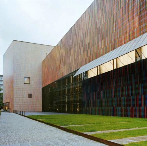 Interclima+elec 2012 : le cabinet d’architecture berlinois Sauerbruch Hutton va recevoir le prix Energy Performance + Architecture