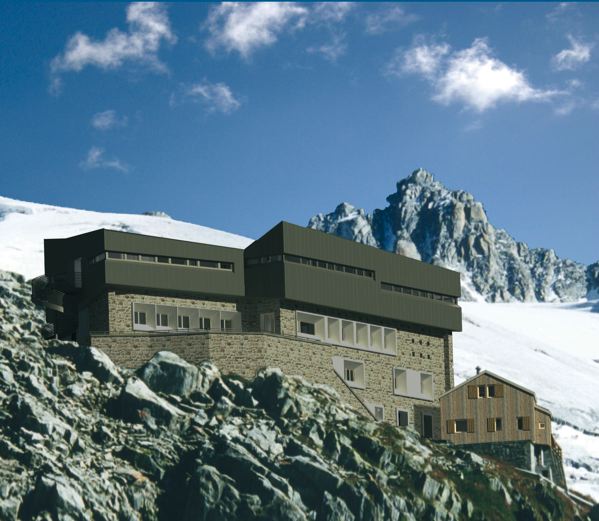 Rénovation du refuge Albert 1er dans le massif du Mont-Blanc