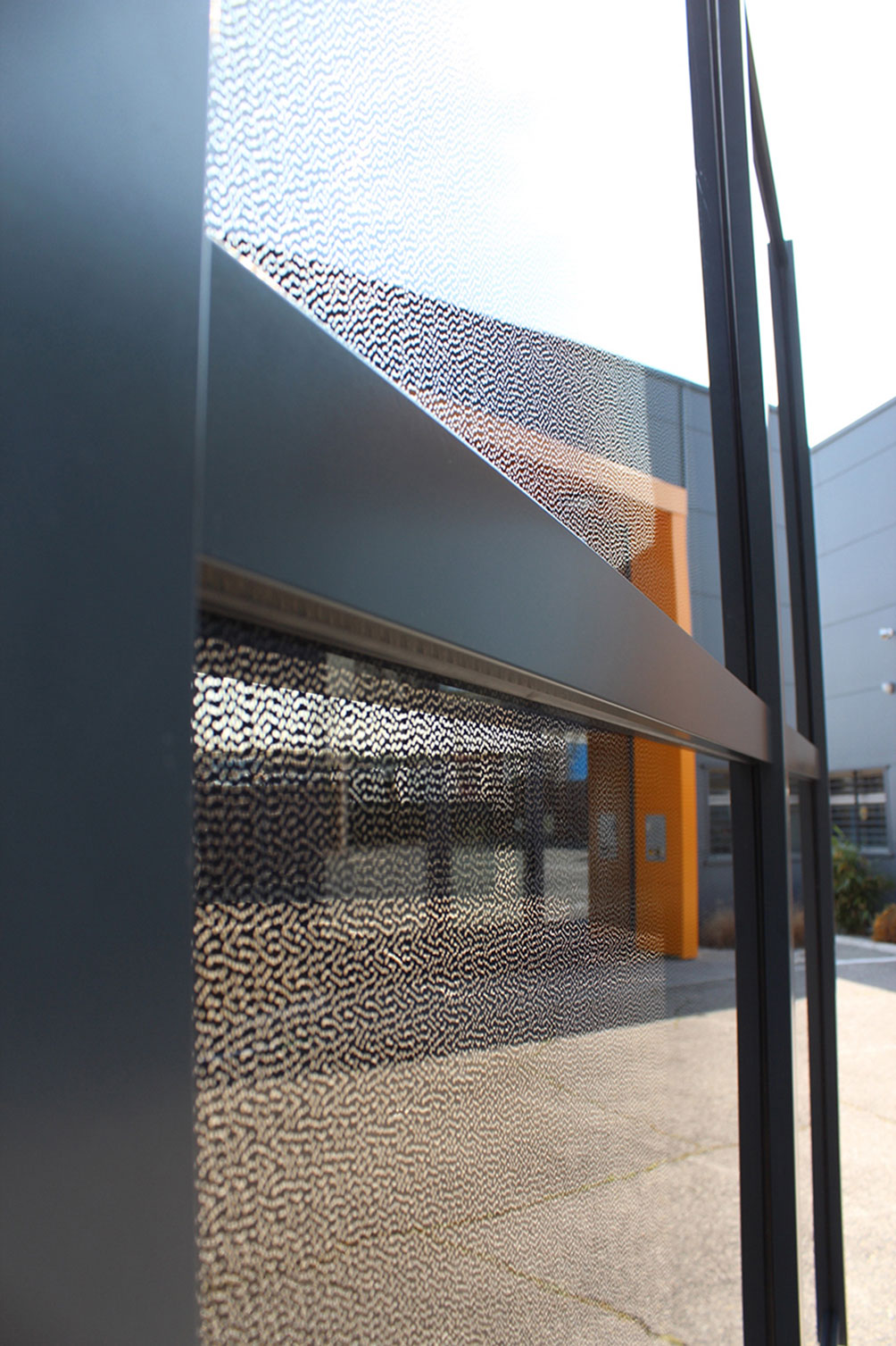 Mur rideau photovoltaïque Horizon Energy de Vinci Construction et Sun Partner