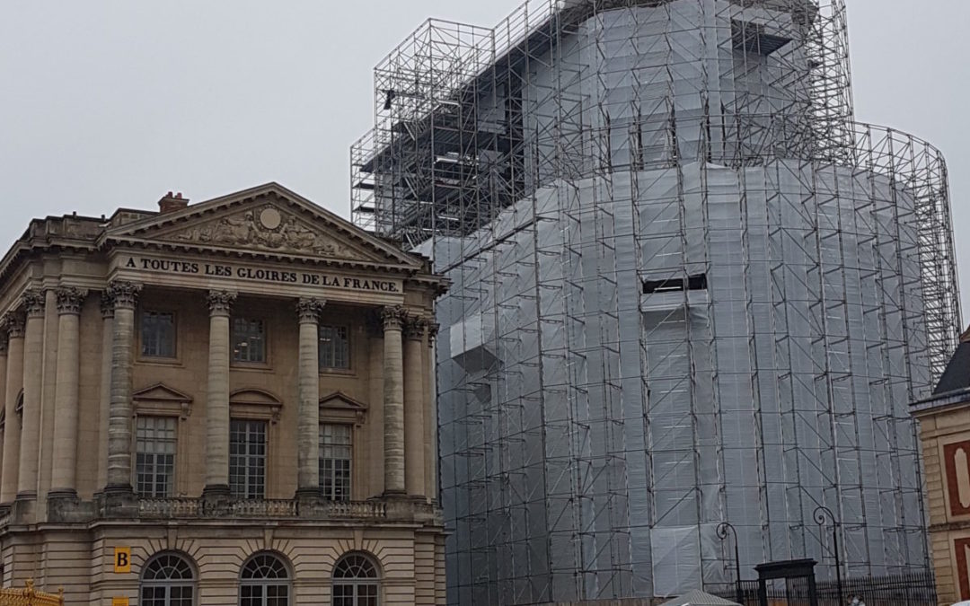 Layher : Restauration de la chapelle royale, Layher s’installe au château de Versailles – Publi-information