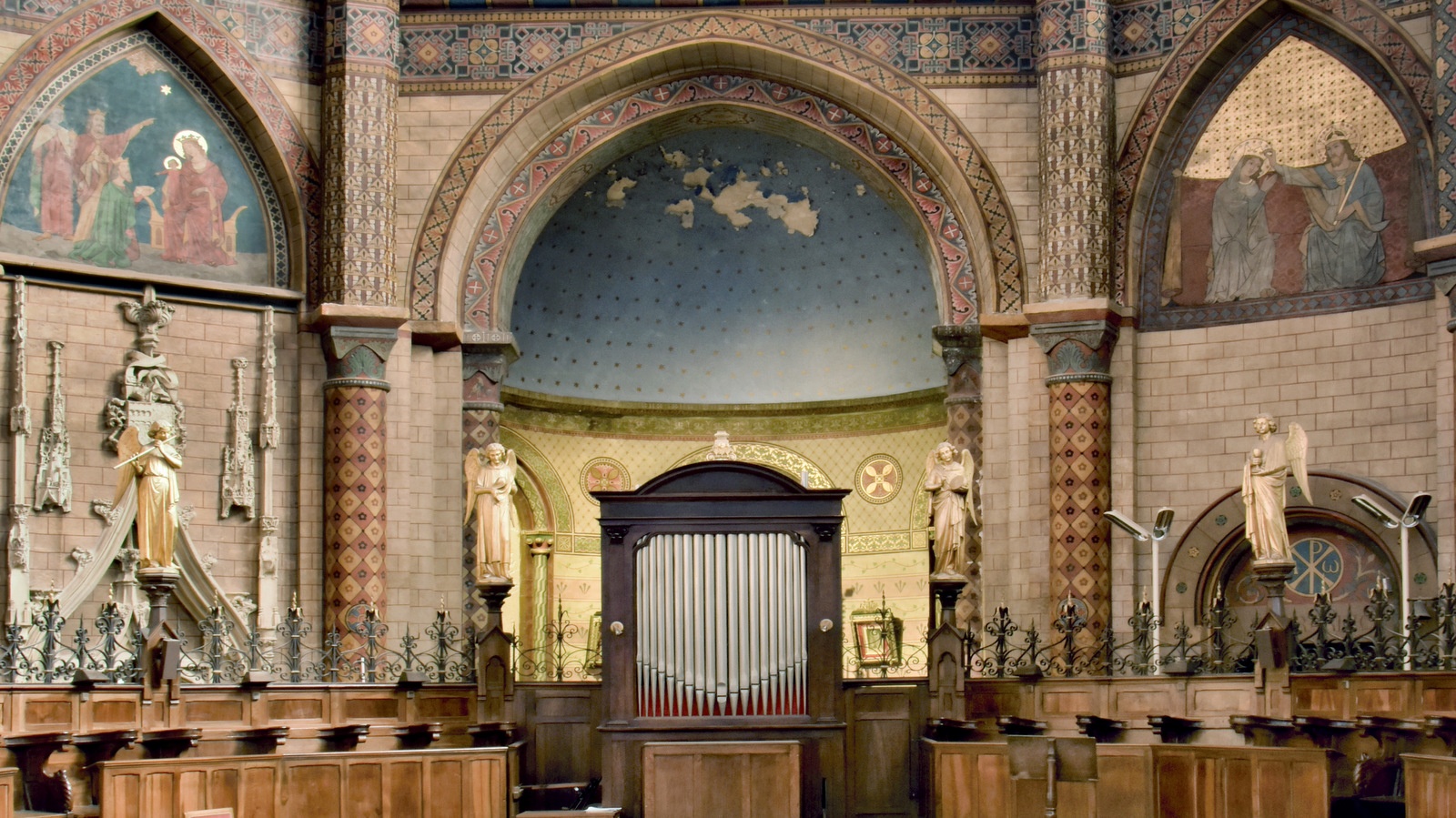 La chapelle d’axe de la cathédrale Saint-Étienne de Cahors récemment restaurée