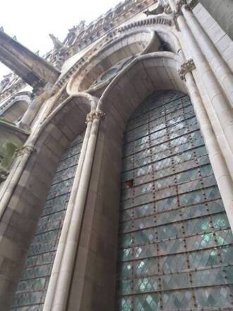 La tempête Dennis a brisé une verrière de la cathédrale de Reims