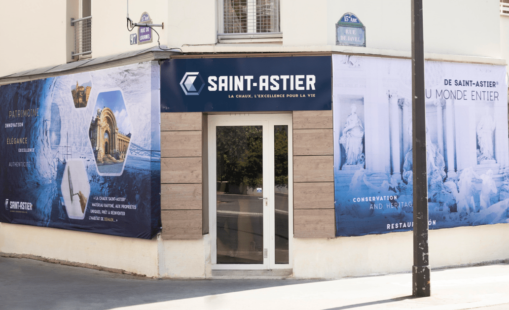 SAINT-ASTIER ouvre un showroom à Paris