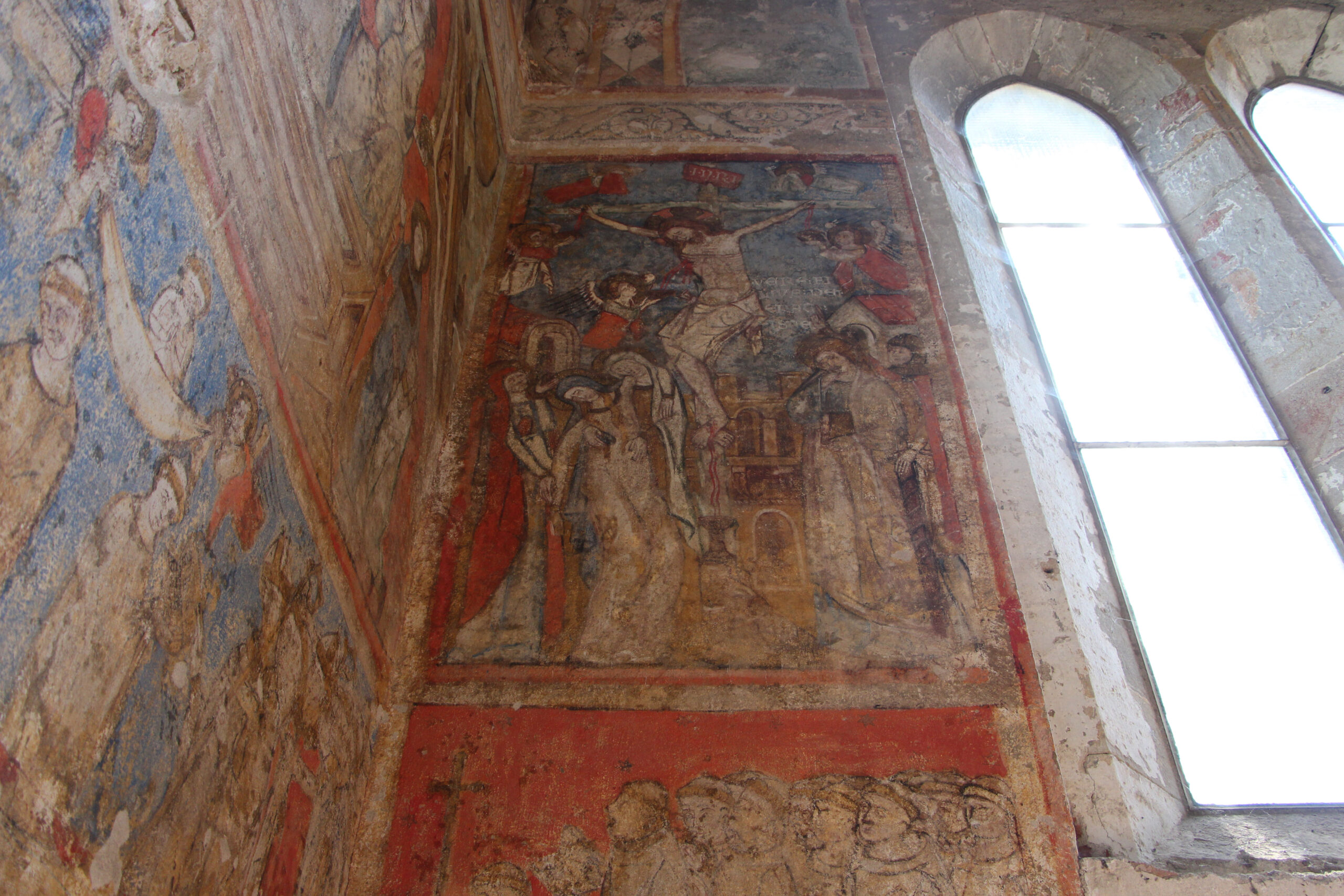 Evolutions architecturales de l’église médiévale de Sainte-Croix-en-Jarez