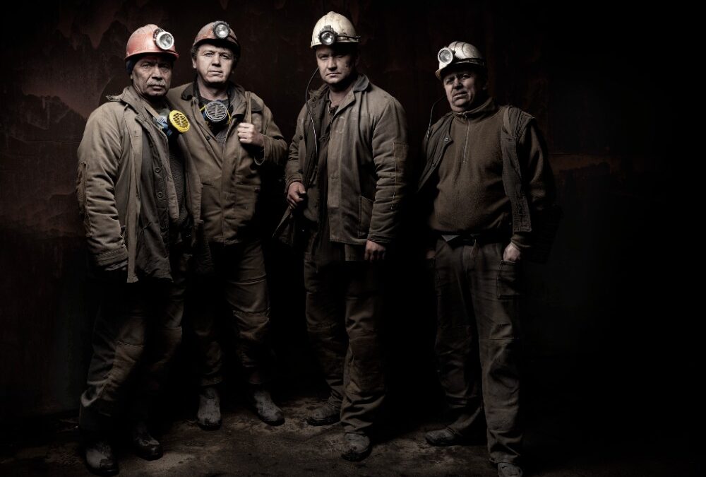 Exposition « Mineurs d’Ukraine » au Centre Historique Minier de Lewarde : un hommage poignant et nécessaire aux travailleurs ukrainiens.