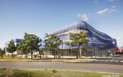 À Nîmes, une halle des sports style « denim »