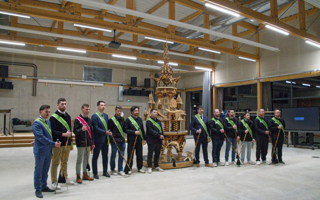 Un chef-d’œuvre compagnonnique en bois entame son tour de France